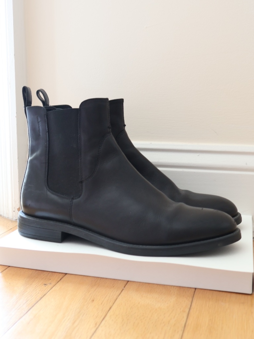 Vagabond Amina Chelsea Boots Black Leather Ankle Boots Indie Grunge Retro Sz 11